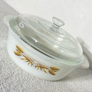 Vintage 60s/70s Fire King Golden Wheat Milk Glass Round Casserole W Lid